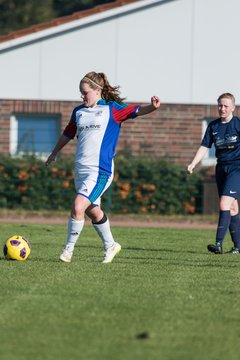 Bild 379 - B-Juniorinnen Krummesser SV - SV Henstedt Ulzburg : Ergebnis: 0:3